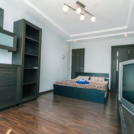 Apartments On Henerala Zhmachenka Kiev Extérieur photo