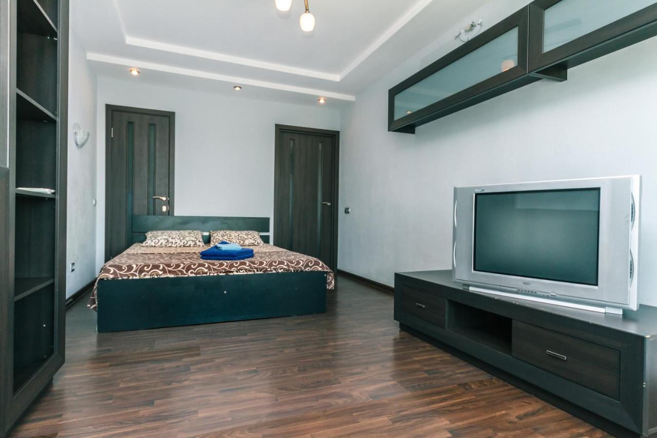 Apartments On Henerala Zhmachenka Kiev Extérieur photo